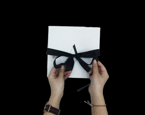 Threaded Ribbon Double Opening Half Fold Graffiti Christmas Gift Box Egg Packaging