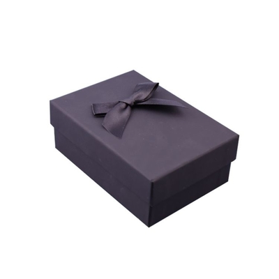 Custom Luxury Cosmetic Box Black White Boutique Cosmetic Package Gift Box