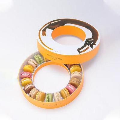 Luxury Paperboard Round Macaron Gift Box With Plastic Tray